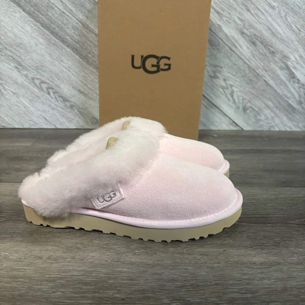 UGG | Cluggette Sheepskin Suede Slippers Pink Rosetta LIMITED STOCK Valentines - Picture 1 of 8